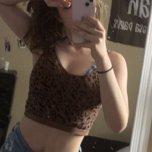 cheetah print cropped tank top